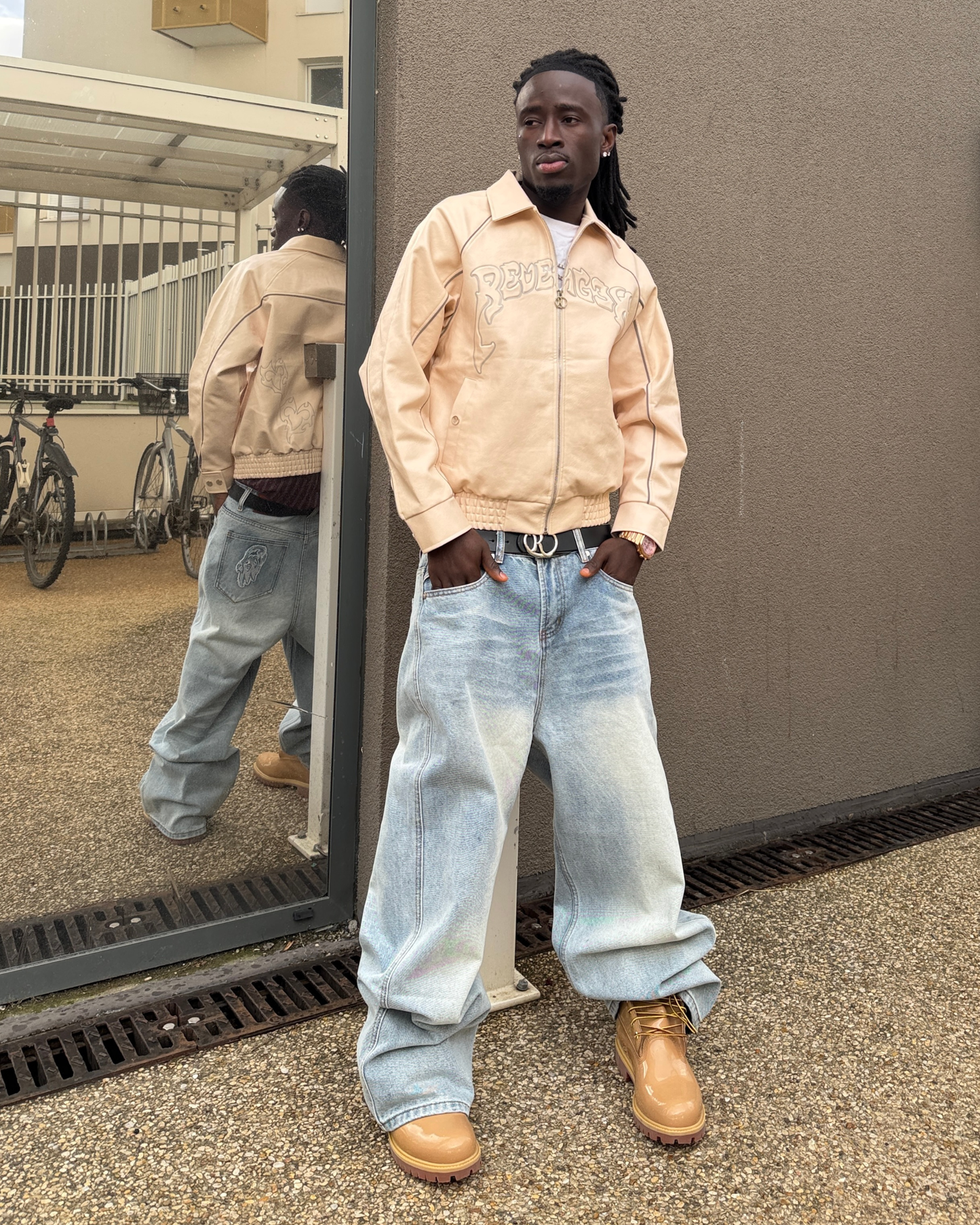 TENUE VESTE CUIR + JEAN BAGGY