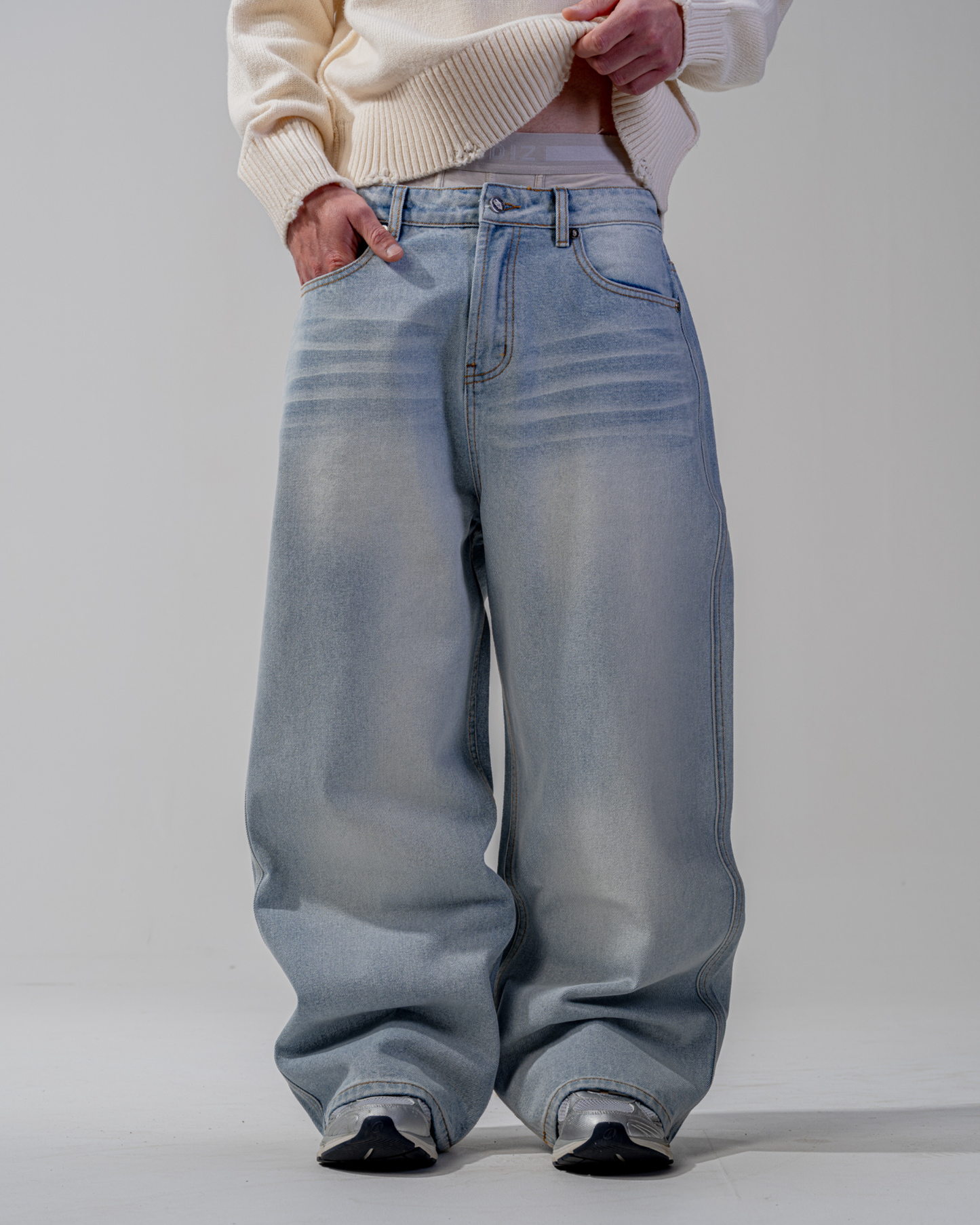 JEANS BAGGY FIT [BLU]