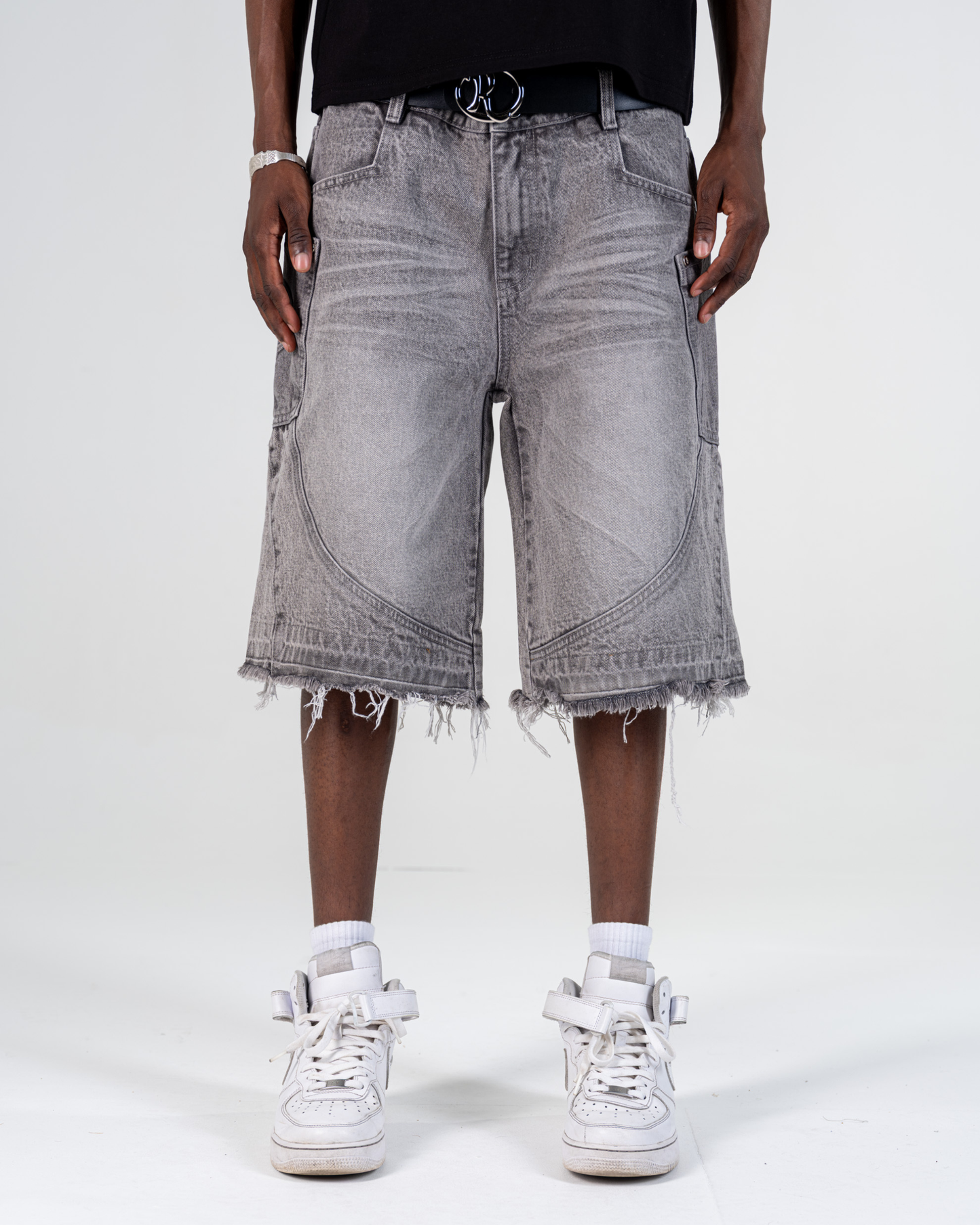 RIPPED BAGGY JORTS [GREY]