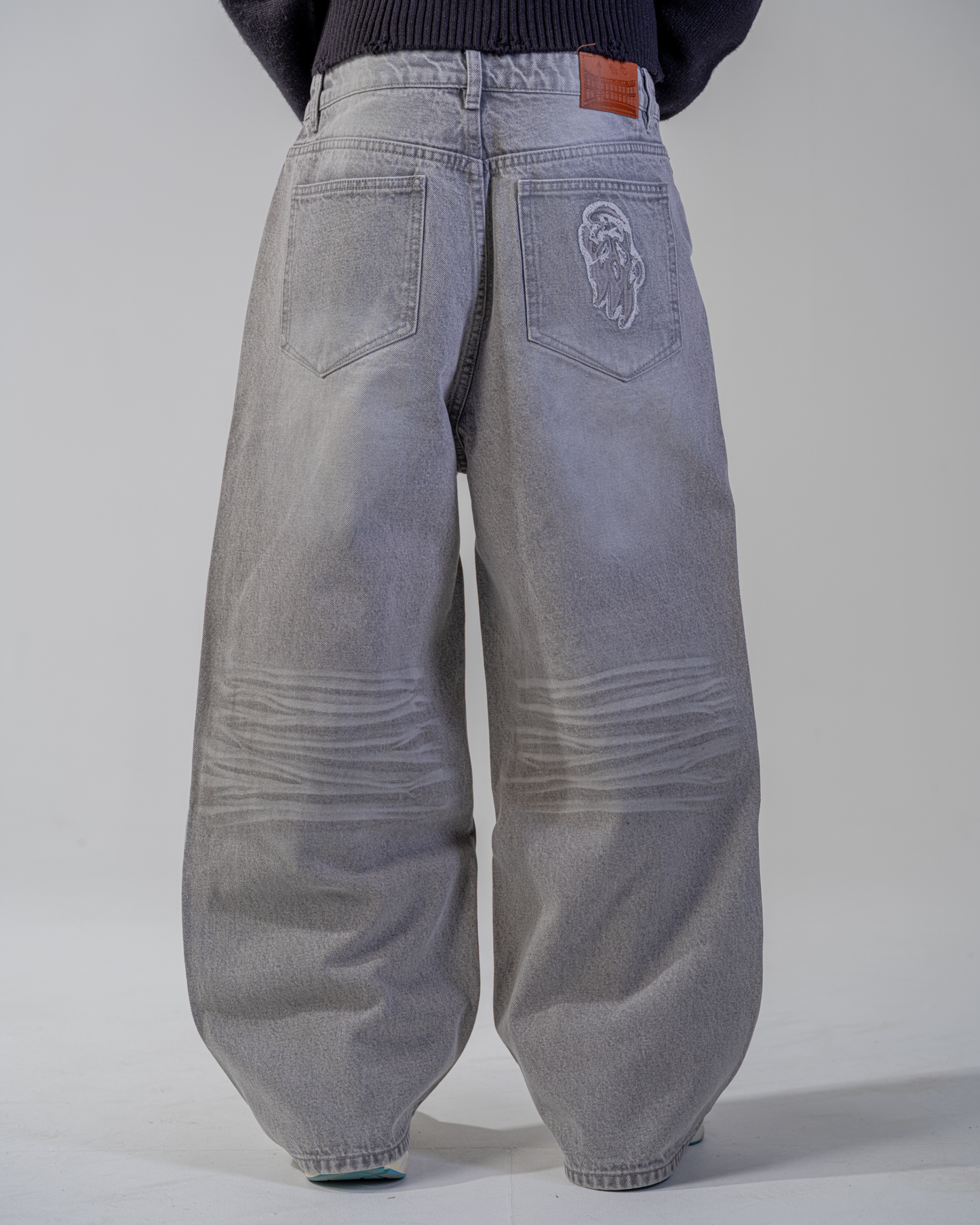 BAGGY FIT JEANS [GREY]