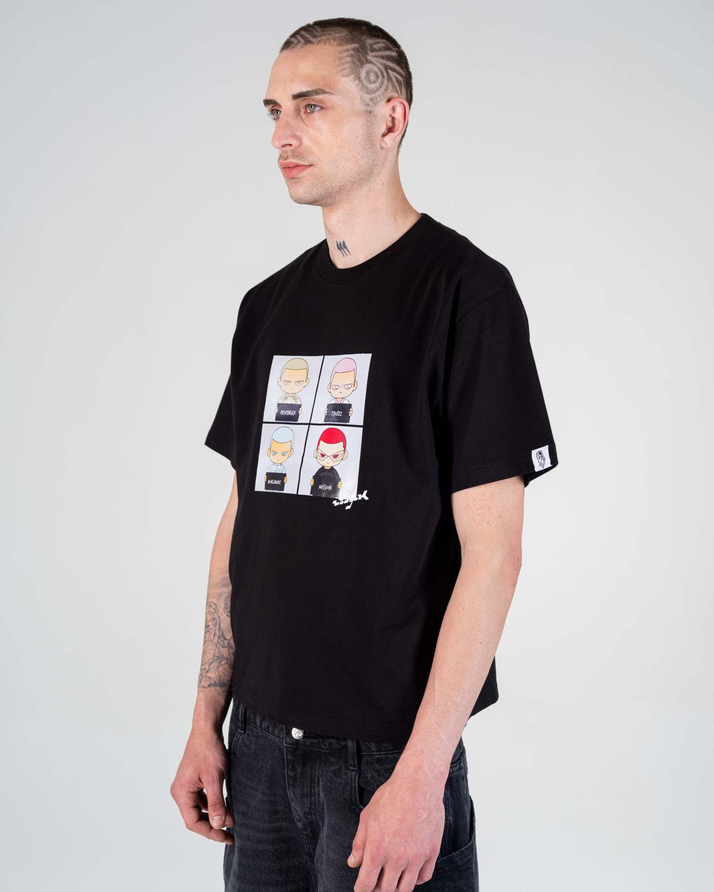MUGSHOT TEE [NEGRO]