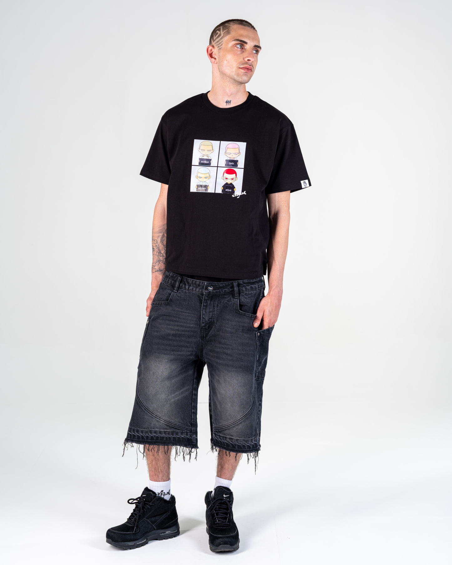 MUGSHOT TEE [NEGRO]