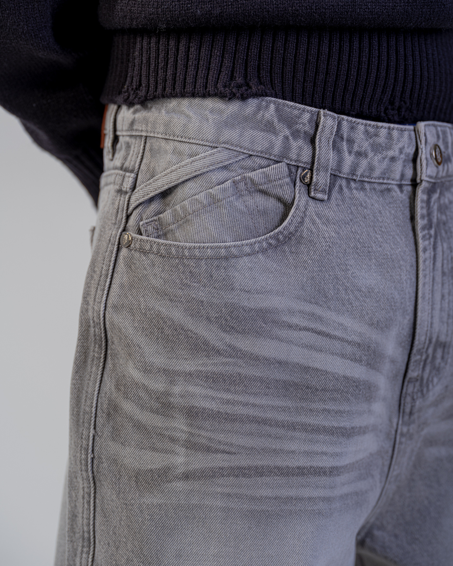 BAGGY FIT JEANS [GREY]