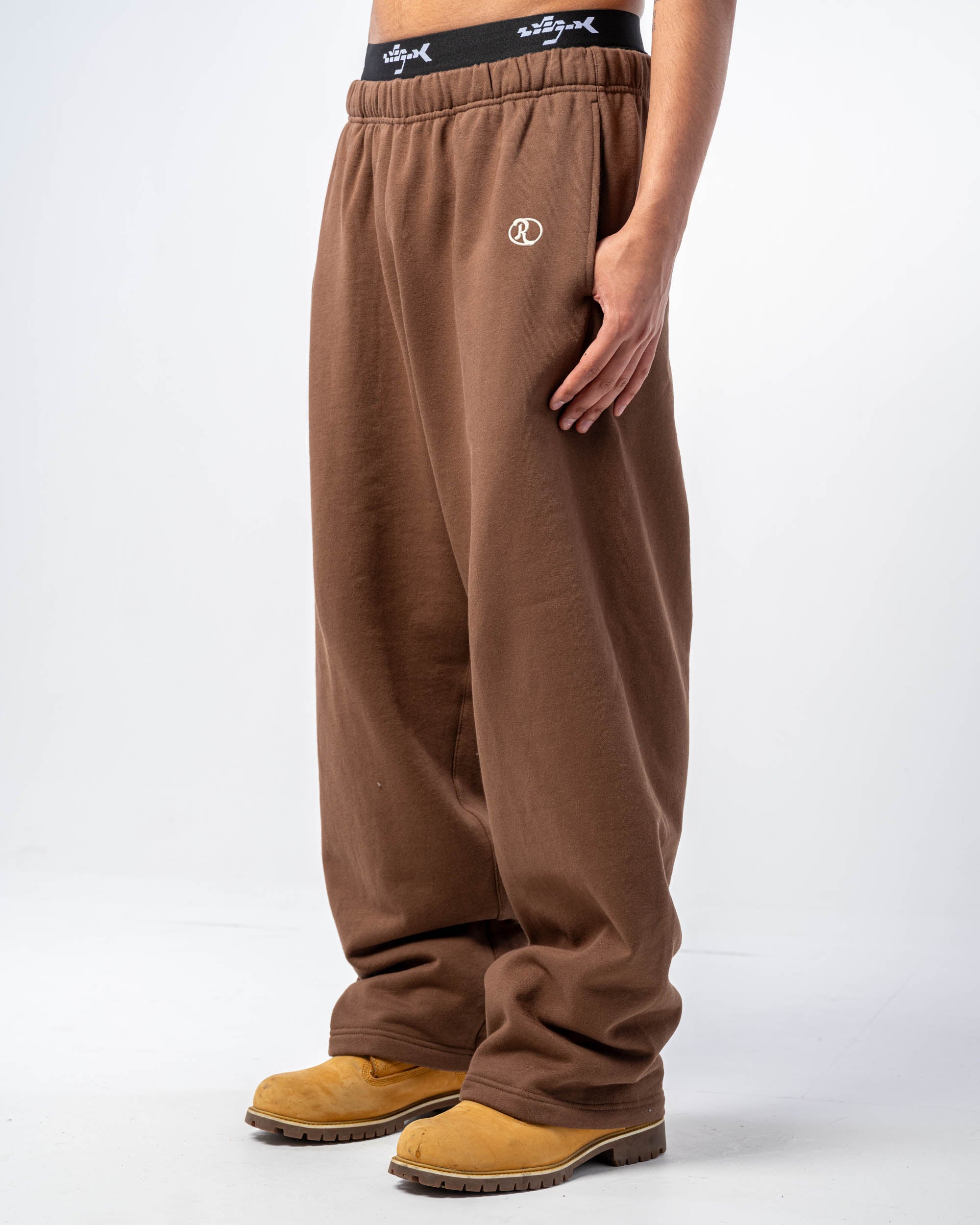 PANTALONES DE JOGGING HOLGADOS [MOCHA]