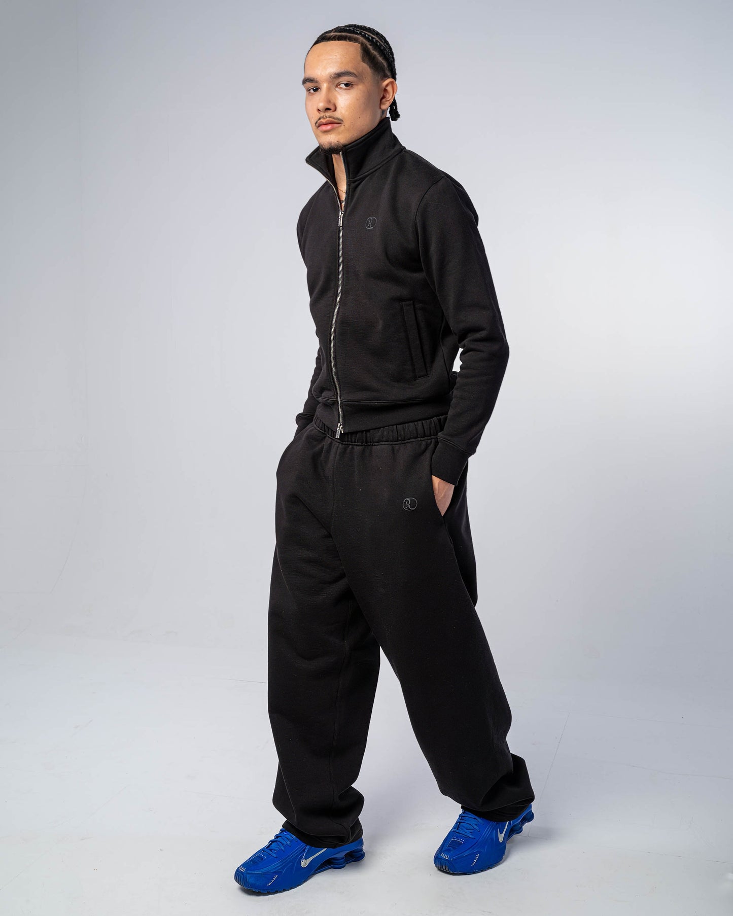 CHAQUETA CON DOBLE CREMALLERA [NEGRO]